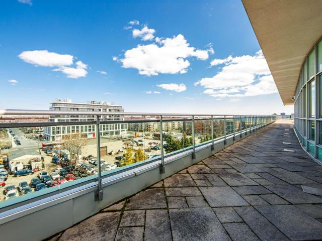 For Lease 60 Fairfax Crescent Unit# 421, Toronto, Ontario