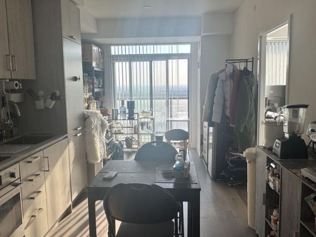 For Lease 60 Honeycrisp Crescent Unit# 1505, Vaughan, Ontario