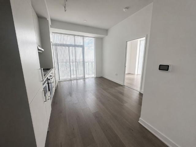 For Lease 60 Honeycrisp Crescent Unit# 1017, Vaughan, Ontario
