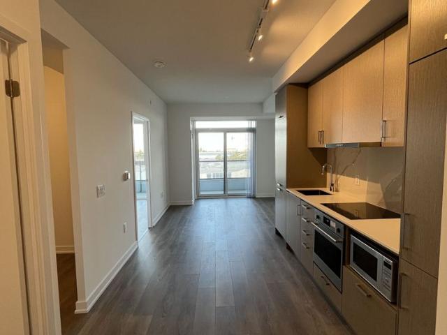 For Lease 60 Honeycrisp Crescent Unit# 616, Vaughan, Ontario