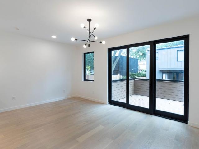 For Lease 60 Jones Avenue Unit# C, Toronto, Ontario