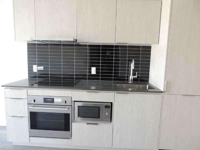 For Lease 60 Shuter Street Unit# 1610, Toronto, Ontario