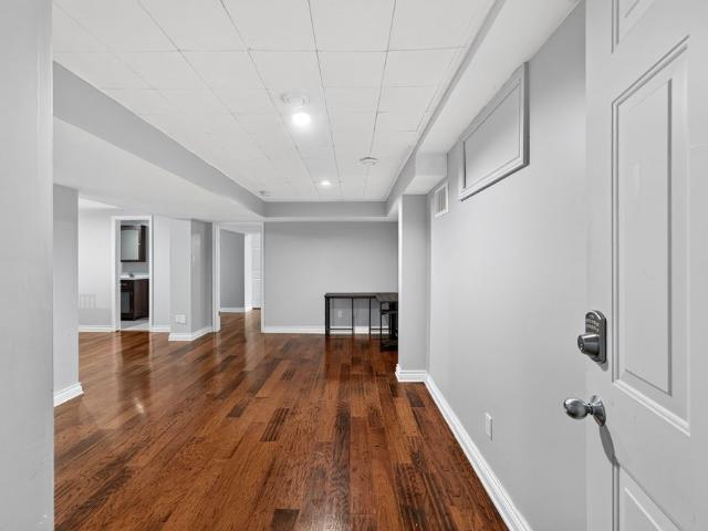 For Lease 60 Westwood Drive, Meadowlands Crestview and Area, Ontario