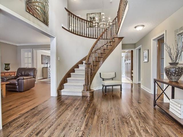 For Lease 617 Brooker Ridge, Newmarket, Ontario