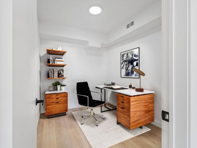 For Lease 61 Orchard Park Drive Unit# 402, Toronto, Ontario