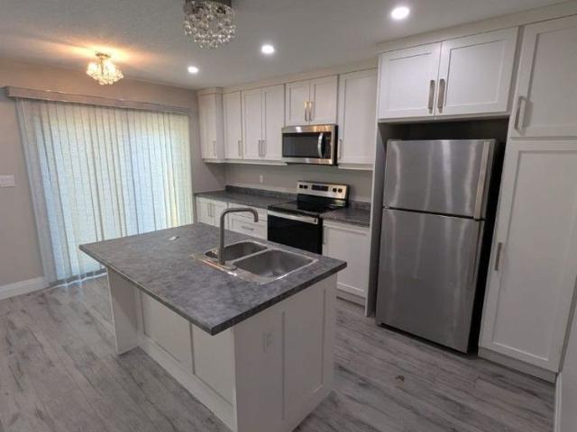 For Lease 61 Vienna Road Unit# 1, Tillsonburg, Ontario
