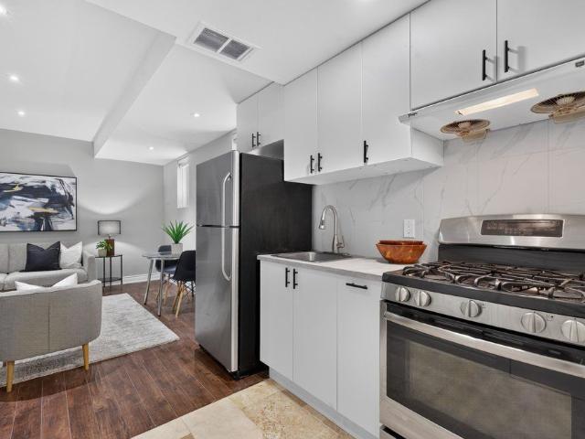 For Lease 61B Bexhill Avenue Unit# Lower, Toronto, Ontario