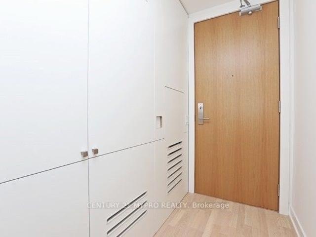 For Lease 629 King Street Unit# 623, Toronto, Ontario