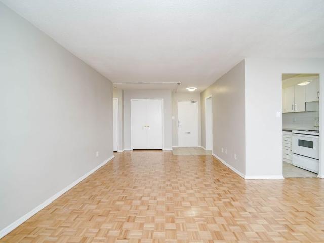 For Lease 6200 Bathurst Street Unit# 1412, Toronto, Ontario