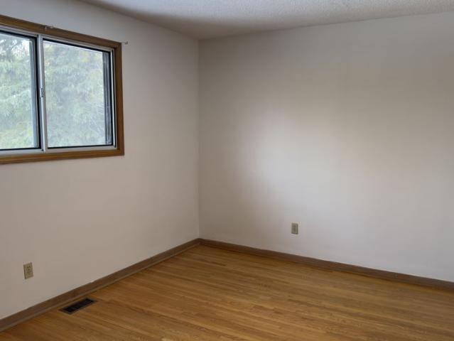 For Lease 62 Elgin Mills Road, Richmond Hill, Ontario