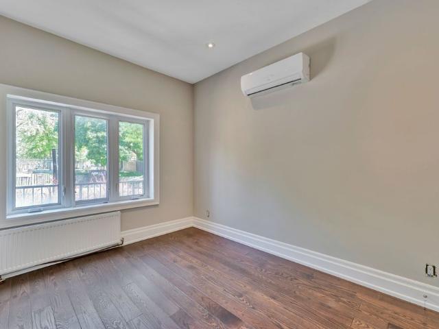 For Lease 62 Lippincott Street Unit# 3, Toronto, Ontario