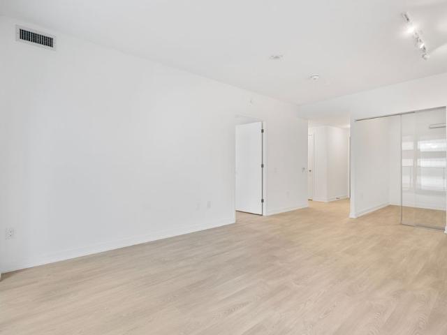 For Lease 634 Church Street Unit# 4101, Toronto, Ontario