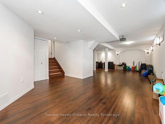 For Lease 635 Commonwealth Crescent, Kitchener, Ontario