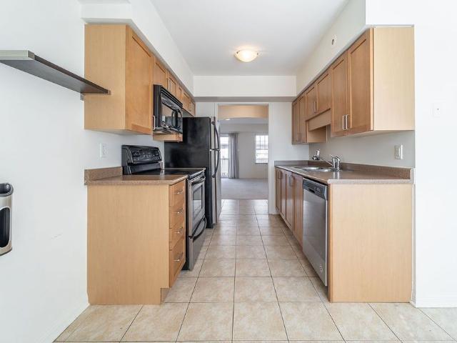 For Lease 639 Dundas Street Unit# 2, Mississauga, Ontario