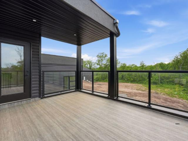 For Lease 6309 Jewel Common, Niagara Falls, Ontario