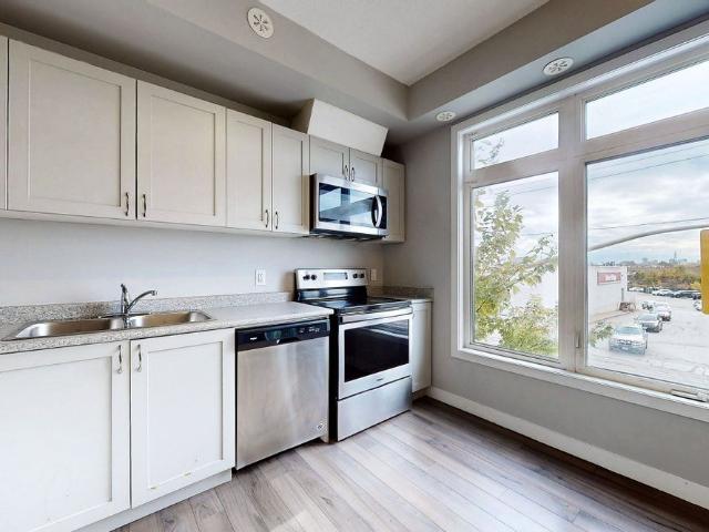 For Lease 630 Rogers Road Unit# 14, Toronto, Ontario