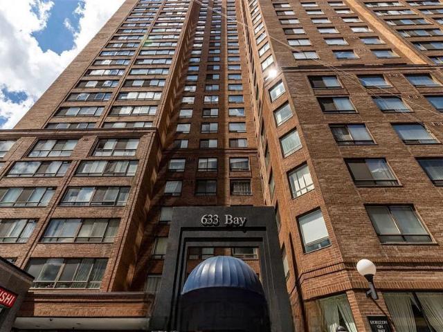 For Lease 633 Bay Street Unit# 2021, Toronto, Ontario