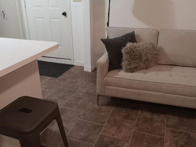 For Lease 645 Hillsdale Avenue Unit# Bsmt, Toronto, Ontario