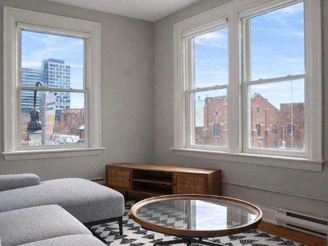 For Lease 64 Simcoe Street Unit# 2, Oshawa, Ontario