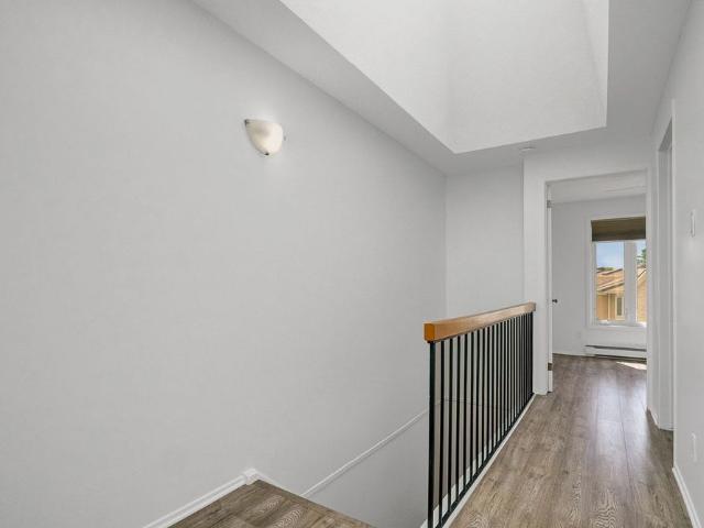 For Lease 6549 Bilberry Drive Unit# 6549B, Orleans Convent Glen and Area, Ontario