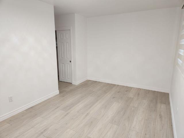 For Lease 6500 Hawkins Street, Niagara Falls, Ontario
