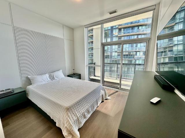 For Lease 65 Annie Craig Drive Unit# UPH06, Toronto, Ontario