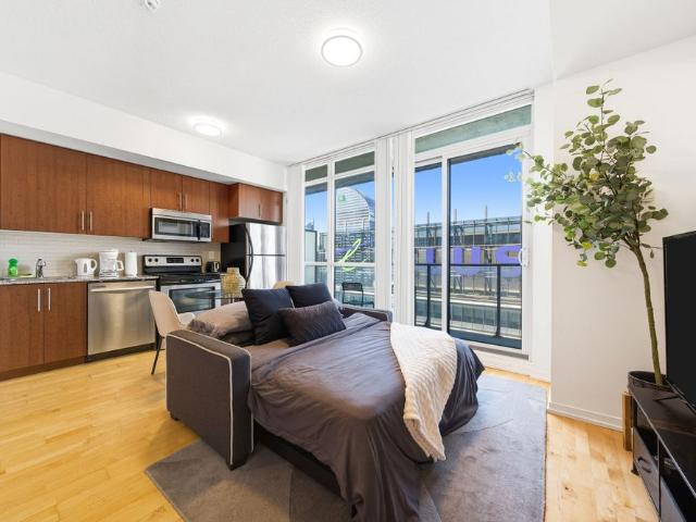 For Lease 65 Bremner Boulevard Unit# 4007, Toronto, Ontario