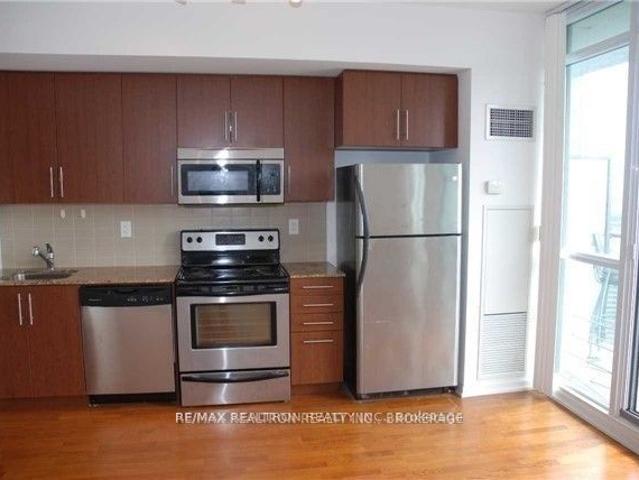 For Lease 65 Bremner Boulevard Unit# 3904, Toronto, Ontario