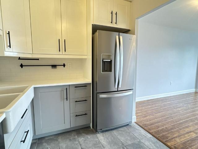 For Lease 65 Highland Crescent Unit# 303, Kitchener, Ontario