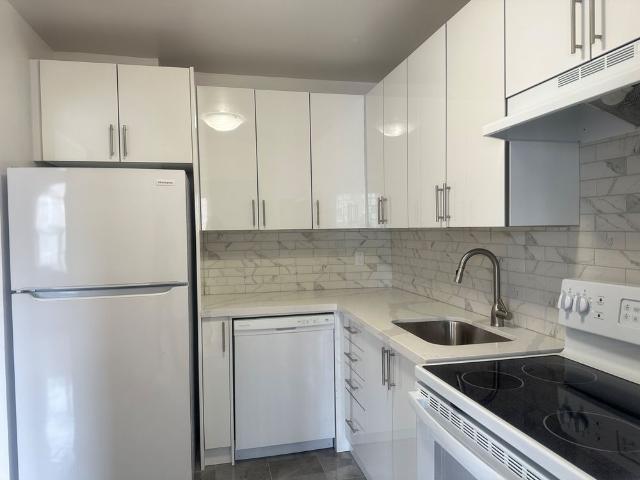 For Lease 65 North Service Road Unit# 604, Mississauga, Ontario