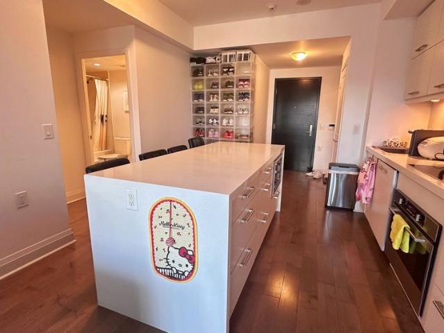 For Lease 65 St. Mary Street Unit# 1611, Toronto, Ontario