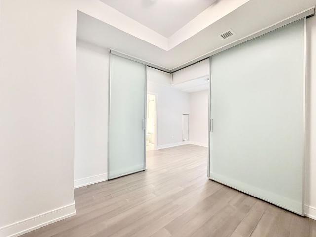 For Lease 664 Spadina Avenue Unit# 404, Toronto, Ontario