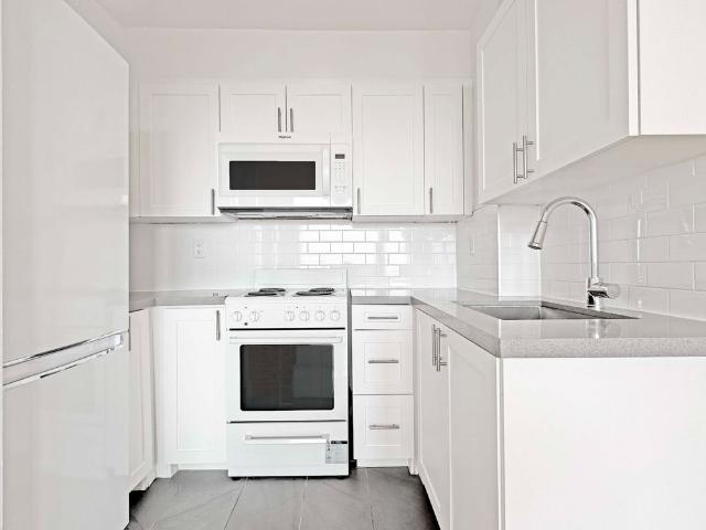 For Lease 666 Spadina Avenue Unit# 1001, Toronto, Ontario