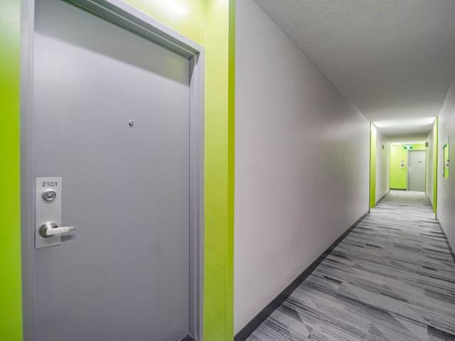 For Lease 666 Spadina Avenue Unit# 1401, Toronto, Ontario