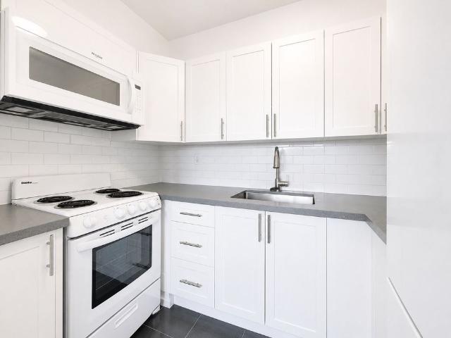 For Lease 666 Spadina Avenue Unit# 1501, Toronto, Ontario