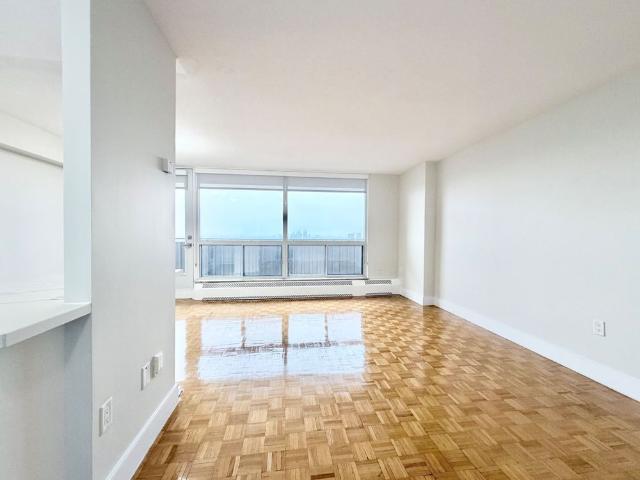 For Lease 666 Spadina Avenue Unit# 2311, Toronto, Ontario