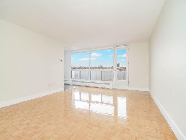 For Lease 666 Spadina Avenue Unit# 2512, Toronto, Ontario