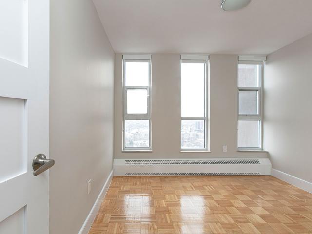 For Lease 666 Spadina Avenue Unit# 711, Toronto, Ontario