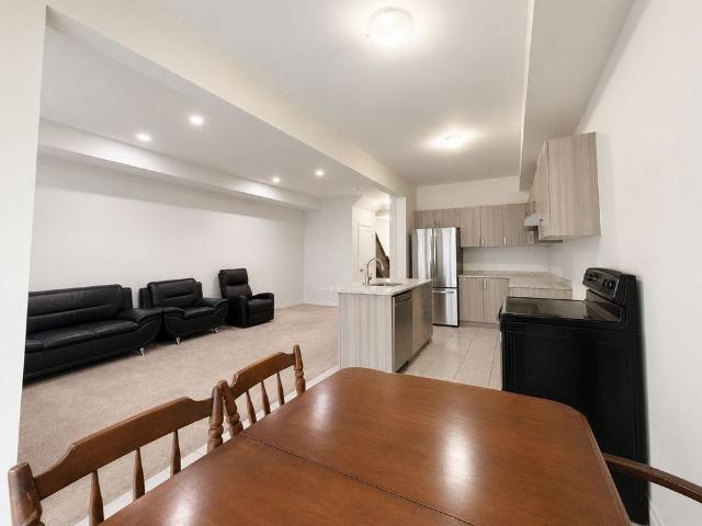 For Lease 6693 Cropp Street Unit# 1, Niagara Falls, Ontario