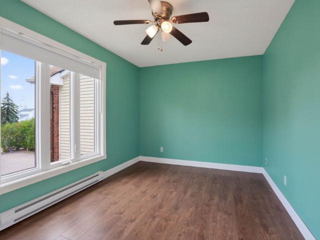 For Lease 6609 Bilberry Drive Unit# 6609B, Orleans Convent Glen and Area, Ontario