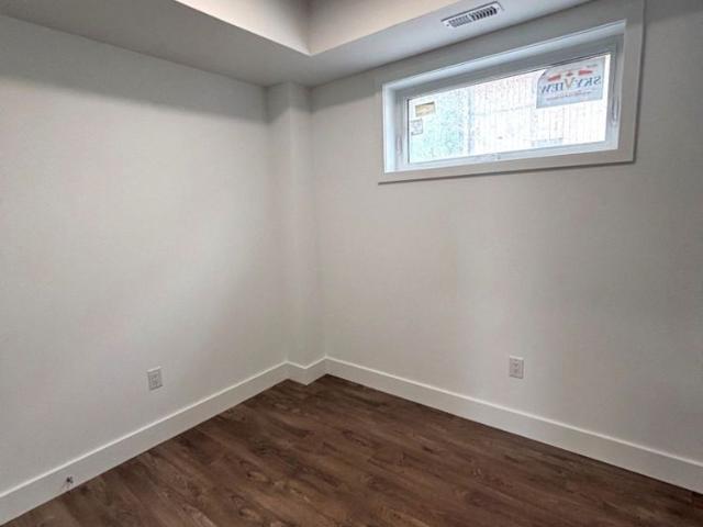 For Lease 6638 Mcleod Road Unit# 115, Niagara Falls, Ontario