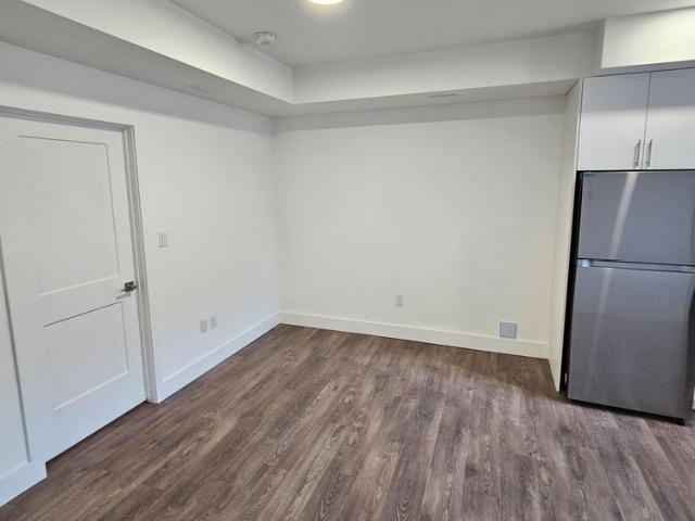 For Lease 6638 Mcleod Road Unit# 116, Niagara Falls, Ontario