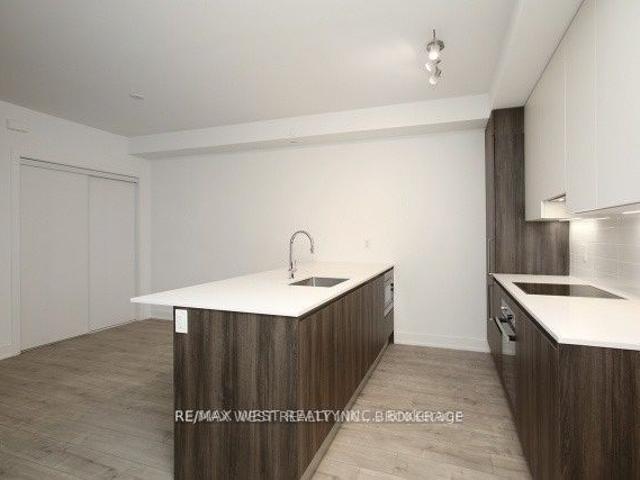 For Lease 66 Long Branch Avenue Unit# 17, Toronto, Ontario
