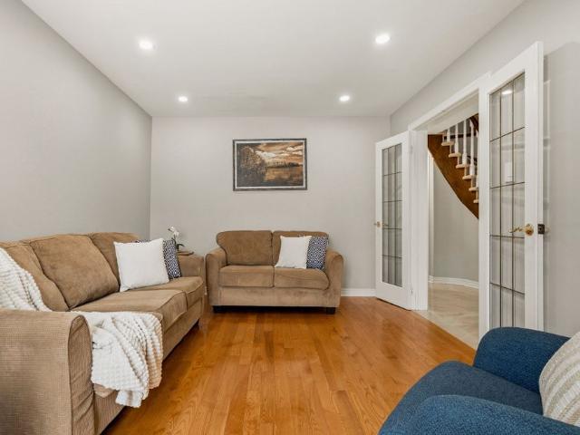 For Lease 6760 Dillingwood Drive, Mississauga, Ontario