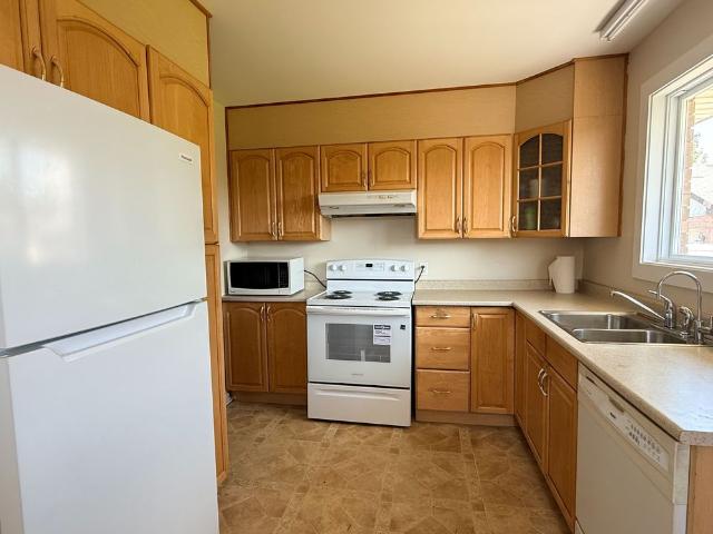 For Lease 6780 Hagar Avenue, Niagara Falls, Ontario