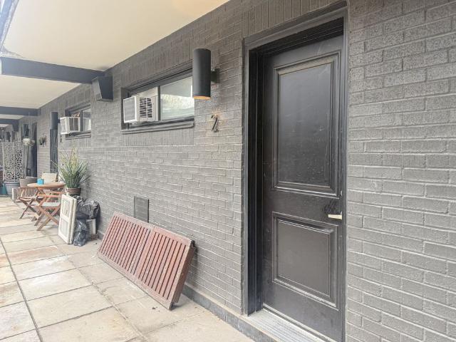 For Lease 678 Queen Street Unit# Unit 2, Toronto, Ontario