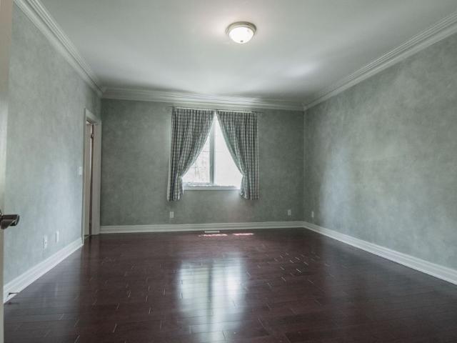 For Lease 678 St. Nicholas Court, Mississauga, Ontario