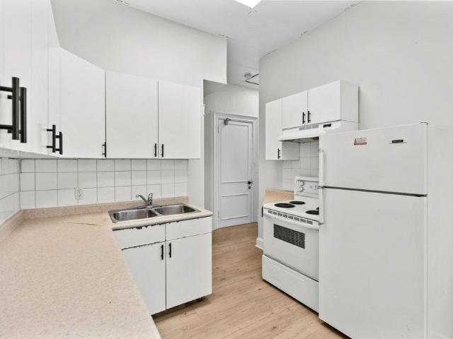 For Lease 67 Ontario Avenue Unit# 2, Hamilton, Ontario