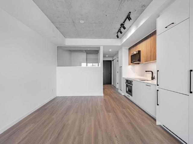 For Lease 689 The Queensway N/A Unit# 415, Toronto, Ontario