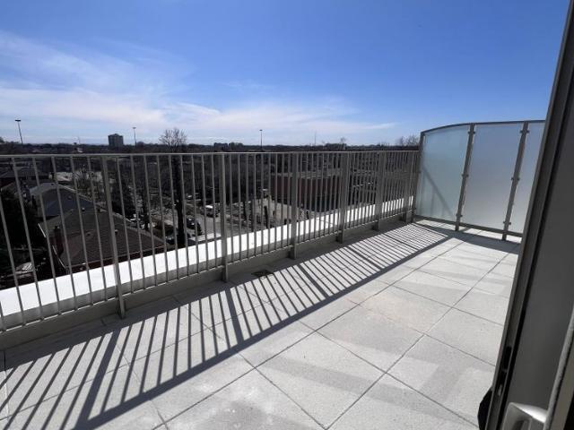For Lease 689 The Queensway Way Unit# 506, Toronto, Ontario